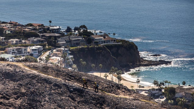 Why a California Beach Town Just Banned Balloons